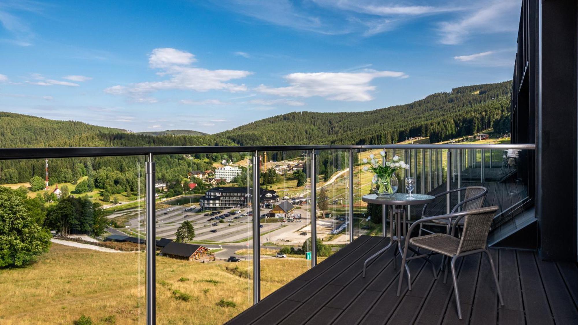 Panorama - Czarna Gora Resort By Sun & Snow Stronie Śląskie Exteriör bild